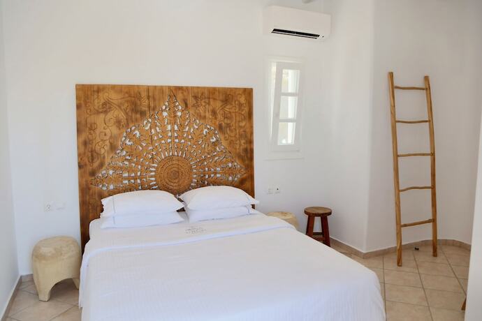 Imagen de la habitación del Hotel Ubud Mykonos. Foto 12