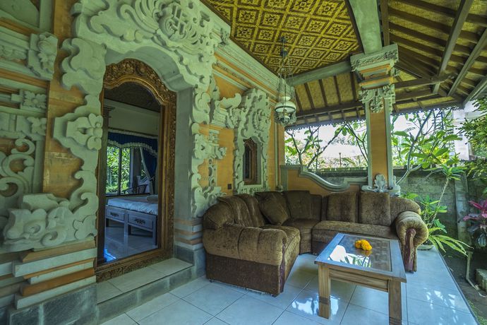 Imagen de la habitación del Hotel Ubud Sensasi Bungalows. Foto 3