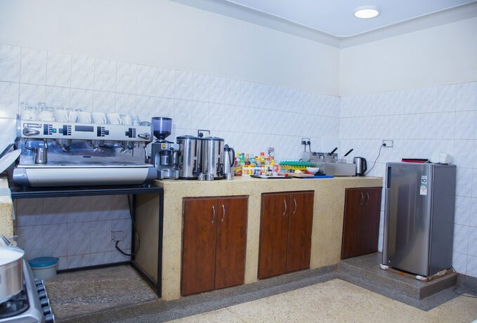 Imagen de la habitación del Hotel Ubuntu Palace. Foto 15