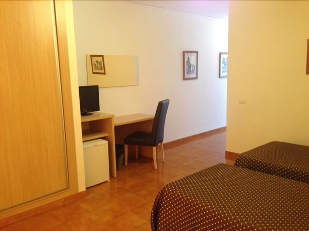Imagen de la habitación del Hotel Ucanca. Foto 9
