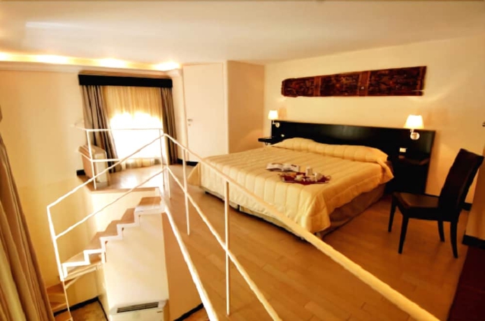 Imagen de la habitación del Hotel Ucciardhome. Foto 7