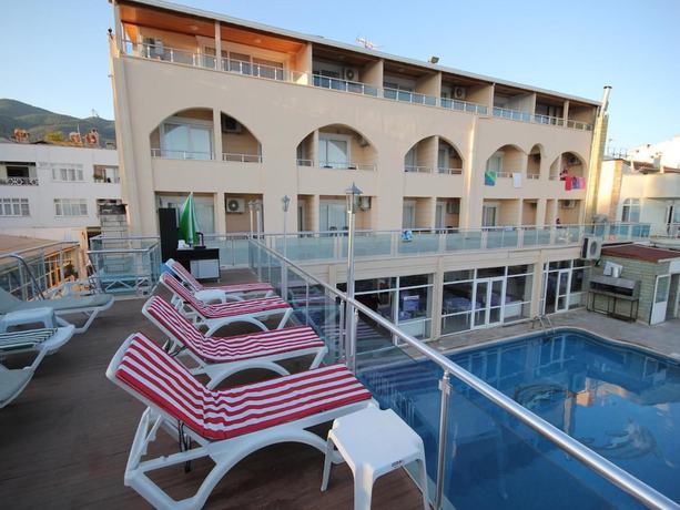Imagen de la habitación del Hotel Ucem. Foto 1