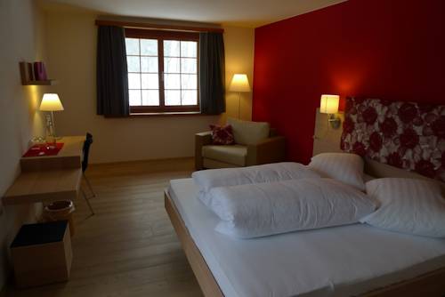 Imagen de la habitación del Hotel Ucliva, Andiast. Foto 5