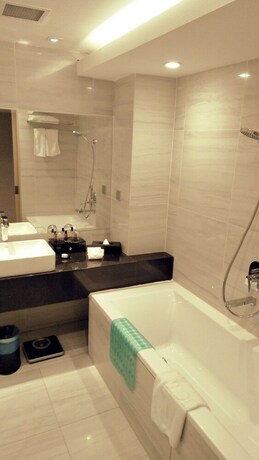 Imagen de la habitación del Hotel Ucsi Kuching. Foto 26