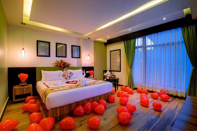 Imagen general del Hotel Udaan Clover Banquet and Spa. Foto 10