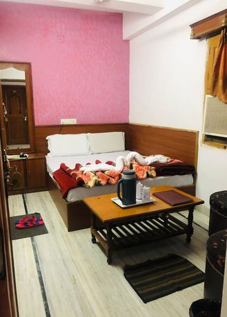 Imagen de la habitación del Hotel Udai Palace. Foto 8