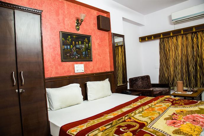 Imagen de la habitación del Hotel Udai Palace. Foto 10