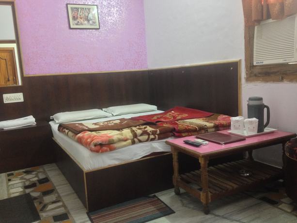 Imagen de la habitación del Hotel Udai Palace. Foto 14