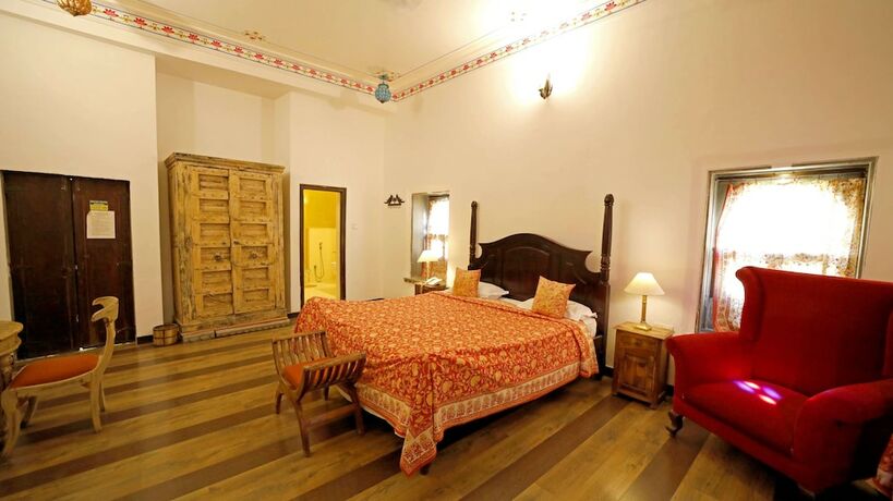 Imagen de la habitación del Hotel Udaigarh. Foto 26