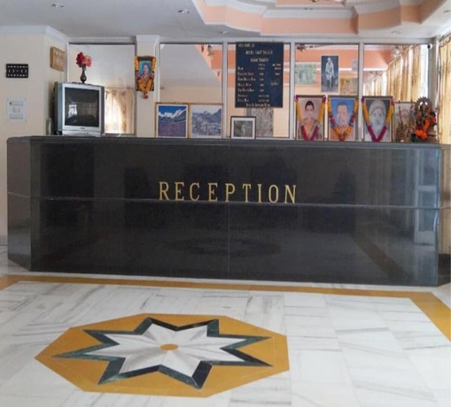 Imagen de los interiores del Hotel Uday Palace, Chamoli. Foto 9