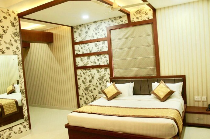 Imagen de la habitación del Hotel Uday Palace. Foto 3