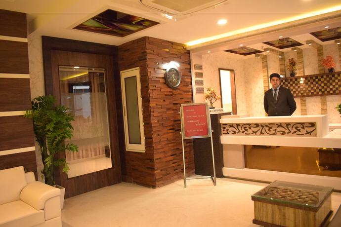 Imagen de los interiores del Hotel Uday Palace. Foto 20