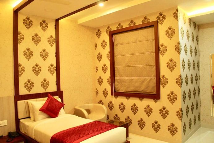 Imagen de la habitación del Hotel Uday Palace. Foto 15