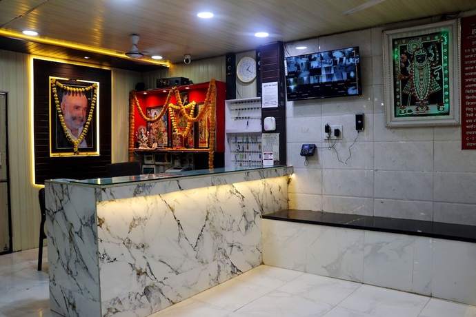 Imagen de los interiores del Hotel Uday Palace, Indore. Foto 14