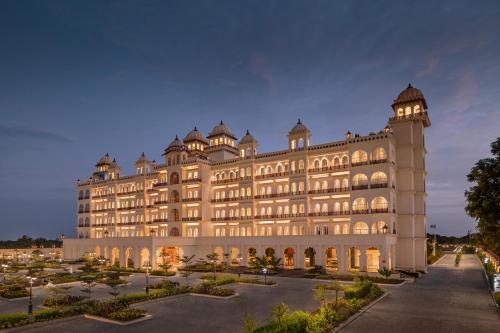 Imagen general del Hotel Uday Palace Navsari, a member of Radisson Individuals. Foto 15