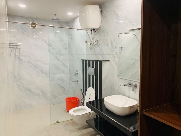 Imagen de la habitación del Hotel Uday Raj. Foto 13