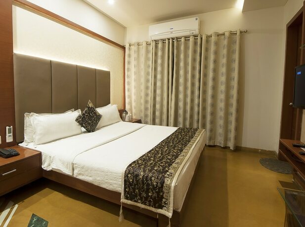 Imagen de la habitación del Hotel Uddhav Vilas. Foto 19