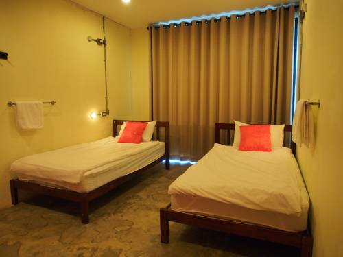 Imagen de la habitación del Hotel Udee Bangkok. Foto 8