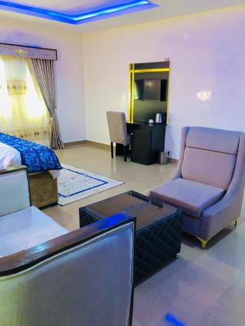 Imagen de la habitación del Hotel Udokanson And Suites. Foto 17