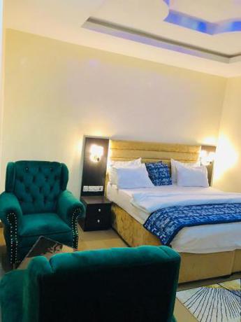 Imagen de la habitación del Hotel Udokanson And Suites. Foto 19