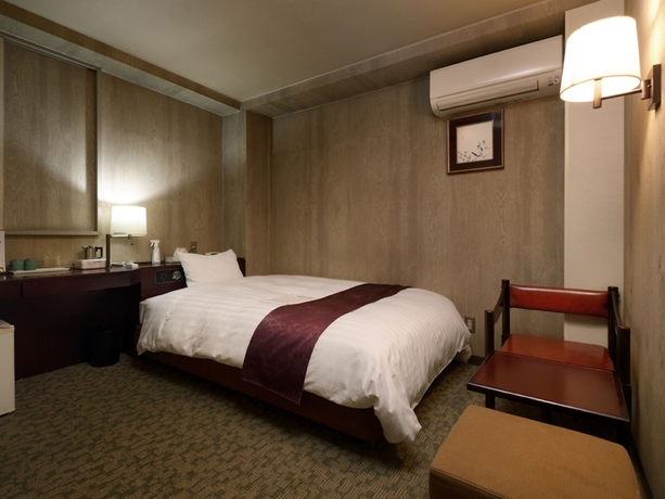 Imagen de la habitación del Hotel Ueda Plaza. Foto 5