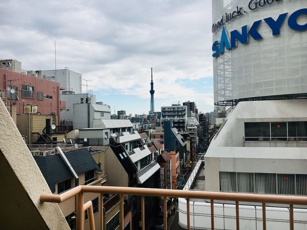 Imagen de la habitación del Hotel Ueno Terminal. Foto 10