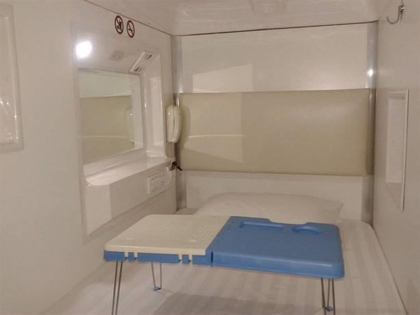 Imagen de la habitación del Hotel Ufo Capsule. Foto 4