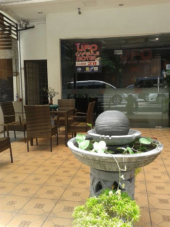 Imagen de los exteriores del Hotel Ufo Capsule. Foto 6