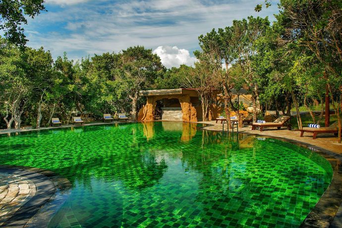 Imagen de la piscina del Hotel Uga Chena Huts. Foto 18