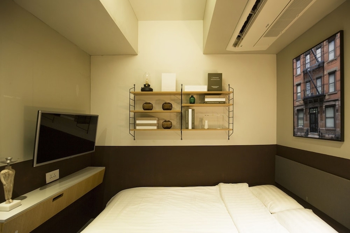 Imagen de la habitación del Hotel Uh. Foto 18