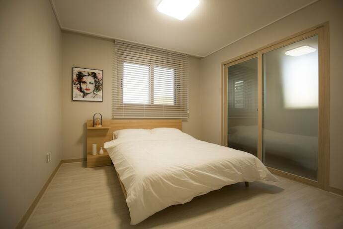 Imagen de la habitación del Hotel Uhgro. Foto 23