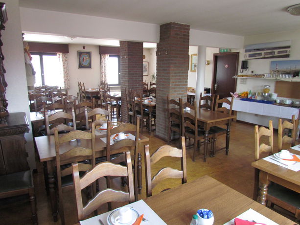 Imagen del bar/restaurante del Hotel Uilenspiegel. Foto 1