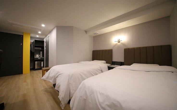 Imagen de la habitación del Hotel Uiwang 25. Foto 10