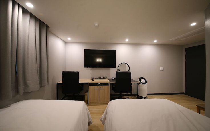 Imagen de la habitación del Hotel Uiwang 25. Foto 14