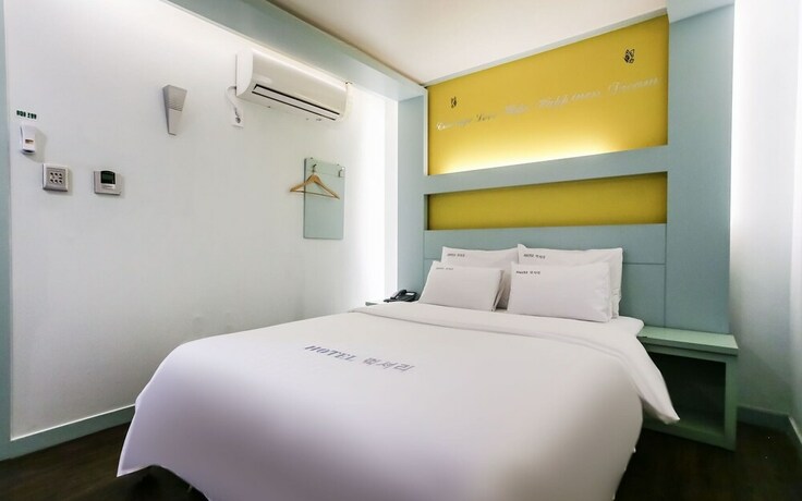 Imagen de la habitación del Hotel Uiwang Luxury. Foto 15