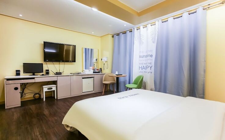 Imagen de la habitación del Hotel Uiwang Luxury. Foto 21