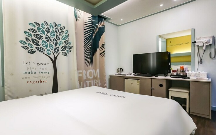 Imagen de la habitación del Hotel Uiwang Luxury. Foto 28