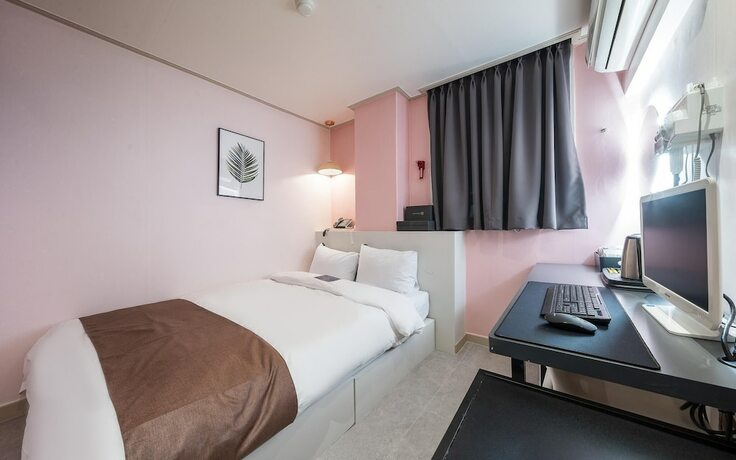 Imagen de la habitación del Hotel Uiwang Nine. Foto 16