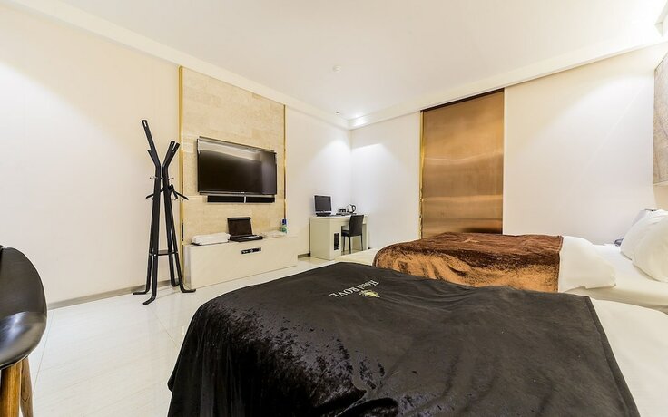 Imagen general del Hotel Uiwang Rovl. Foto 17