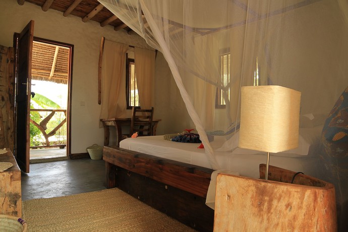Imagen de la habitación del Hotel Ujamaa Beach Resort Zanzibar. Foto 2