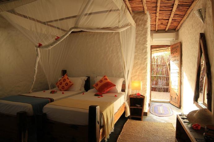 Imagen de la habitación del Hotel Ujamaa Beach Resort Zanzibar. Foto 12