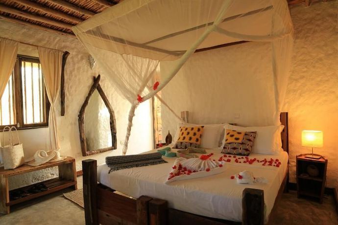 Imagen de la habitación del Hotel Ujamaa Beach Resort Zanzibar. Foto 13