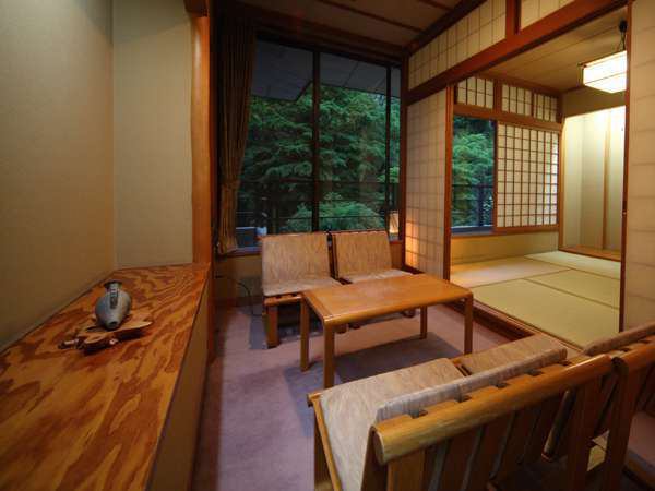 Imagen de la habitación del Hotel Ujo no Yado Shintsuta. Foto 9