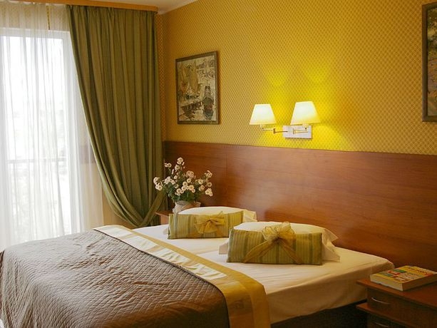 Imagen de la habitación del Hotel Ukraine, Sebastopol. Foto 3