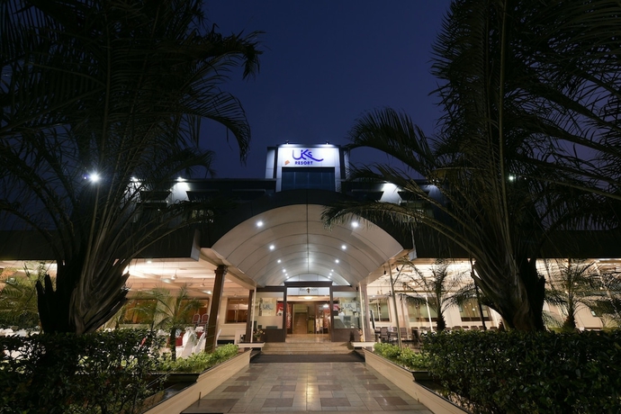 Imagen general del Hotel Uks Resort. Foto 1