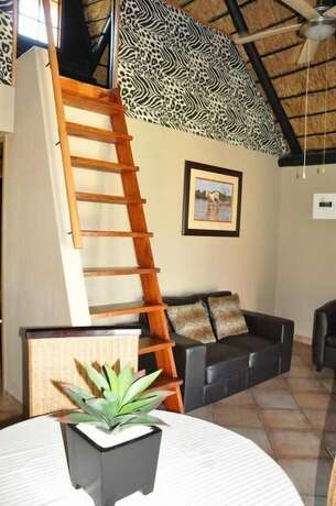 Imagen de la habitación del Hotel Ukutula Lodge and Game Reserve. Foto 16
