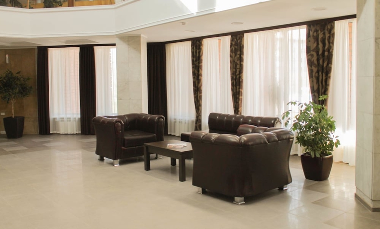 Imagen de los interiores del Hotel Ulan-ude Park. Foto 18