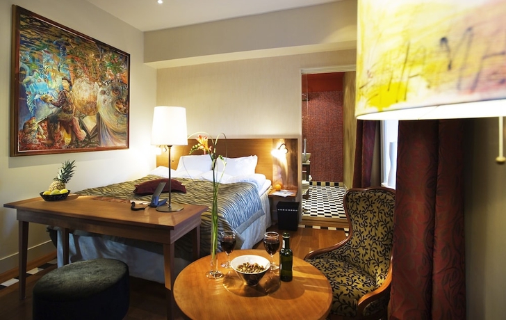 Imagen de la habitación del Hotel Ulfsunda Slott. Foto 17