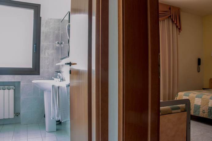 Imagen de la habitación del Hotel Ulisse, Carpegna. Foto 8