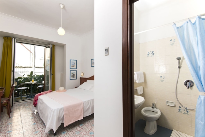 Imagen de la habitación del Hotel Ulisse, Ischia. Foto 9